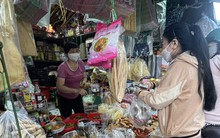 Nấm rơm tăng giá chóng mặt trước rằm tháng Giêng