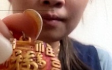 Chi 3 triệu mua lắc vàng 999, người phụ nữ khóc tức tưởi khi thấy hiện tượng lạ