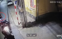 Hà Nội: Công an điều tra nghi án nữ sinh bị 3 đối tượng cướp khi đi học về trong tối muộn