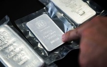 Giá bạc hôm nay 13/2: tăng trở lại sau khi biến động cùng vàng trong phiên trước