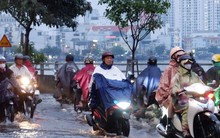 TPHCM tiếp tục có nhiều đợt mưa trái mùa trong tháng 2