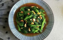 Chị em dùng loại rau "hoa hậu" này làm món ăn vừa nhanh lại ngon còn giúp giảm cân, giải độc cơ thể vào mùa xuân