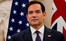 Máy bay chở Ngoại trưởng Mỹ gặp sự cố, phải quay về Washington khi đang tới Munich