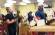 7 triệu người không thể "đứng ngoài" một cảnh tượng trong siêu thị: Nhân vật chính bí ẩn lại được nói đến không ngừng