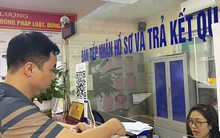 Hà Nội cấm cán bộ 'đòi' giấy đăng ký kết hôn khi công dân làm khai sinh cho trẻ em