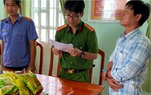 Chủ cửa hàng xe máy chiếm đoạt hơn 10 tỉ đồng của công ty tài chính