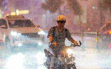 TPHCM tiếp tục mưa trái mùa, se lạnh trong tuần mới