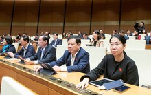 Quốc hội thống nhất đổi tên “kỳ họp bất thường” thành “kỳ họp không thường lệ”