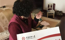 Người phụ nữ chi 240 triệu đồng mua bảo hiểm suốt 10 năm, khi mắc ung thư lại bị từ chối bồi thường: "Chưa nộp đủ phí bảo hiểm"