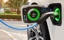 Hai tờ báo có hàng triệu độc giả từng nói cách mạng xe điện khủng hoảng vì thiếu 1 thứ: Thực tế bất ngờ