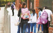 Đây có thể là giải pháp cho tình trạng "dừng học thêm buổi chiều, bố mẹ 5h30 tan làm, con 3h15 đã về thì ai đón"?