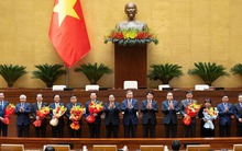 Ban hành các Nghị quyết về nhân sự cấp cao của Quốc hội