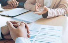 Nhà tuyển dụng hỏi: "Bạn có lời mời làm việc nào khác không?" - Ứng viên EQ thấp lúng túng, người khôn ngoan xoáy vào 3 ĐIỂM, sếp nào cũng hài lòng