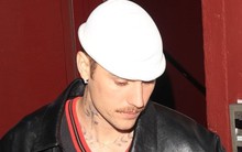 Hành vi kỳ lạ của Justin Bieber