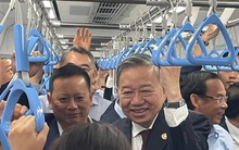 Tổng Bí thư Tô Lâm đi metro số 1