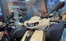'Vua xe ga' 125cc của Ý vừa về đại lý Việt đã giảm giá mạnh: Nâng cấp loạt trang bị, ăn 2,19 lít/100km - cạnh tranh trực tiếp với SH Mode