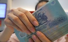 Mặc lãi suất huy động tăng, loạt ngân hàng thi nhau cho vay lãi suất thấp: Agribank cho vay trả nợ từ 2,4%, ACB cho vay mua nhà chỉ 5,5%, TPBank cho vay kinh doanh từ 4,7%,...