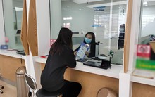 Người phụ nữ rút 3,1 tỷ đồng trong tài khoản của mình, nhân viên ngân hàng bất ngờ gọi điện báo án, cảnh sát tuyên bố: “Cô làm vậy là phạm pháp”