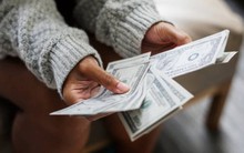 Cặp vợ chồng U30 chỉ cách tiết kiệm nửa triệu USD: Tận dụng sức mạnh của lãi kép và duy trì một nguyên tắc này