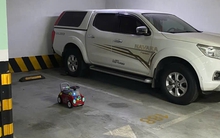 Chiếc xe sang đỗ ngay ngắn ở tầng hầm chung cư khiến người lớn xuýt xoa: Dạy được con thế này xứng đáng điểm 10!