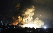 Israel nối lại các cuộc không kích Li-băng