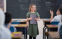 7 bước giúp trẻ nói chuyện tự tin và điềm tĩnh