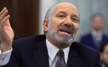 Mỹ dự kiến thu 1 nghìn tỷ USD từ bán thẻ vàng