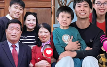 Những lần hai nàng WAGs kín tiếng nhất làng bóng Việt Viên Minh và Nhuệ Giang lộ ảnh về quê chồng, nhan sắc thế nào?