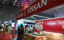 Hết cầm cự nổi, doanh nghiệp bình ổn lại xin tăng giá thịt heo