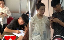 "Team qua đường" gặp Văn Đức đưa vợ đi tậu bất động sản, "cam thường" check nhan sắc thật nàng WAG xinh nhất Nghệ An?