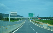 Nhận lệnh từ Thủ tướng, 1 nhà thầu hoàn thành công trình 35km cao tốc Vân Phong – Nha Trang trước hạn 9 tháng ,được giới thiệu thêm hợp đồng với Petrolimex