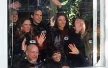 4 người đàn ông và 4 người phụ nữ bị đem đi sống biệt lập trong “nhà kính”, sau 2 năm tất cả nhận kết cục bi thảm: Chuyện gì đã xảy ra?