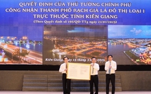 Kiên Giang: Trao quyết định thành phố Rạch Giá là đô thị loại I