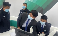 Người đàn ông gửi tiết kiệm 4 tỷ đồng, 2 năm sau đi rút nhưng tài khoản trống không, còn nhận thêm tin sốc: Anh đang nợ chúng tôi 450 triệu đồng!