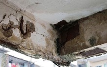 Hình ảnh khu tập thể cũ xuống cấp lộ cả lõi thép