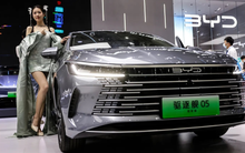 Cổ phiếu BYD tăng vọt sau khi tuyên bố sở hữu công nghệ sạc xe điện chỉ trong 5 phút, gần tương đương thời gian đổ xăng