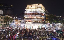 Check-in chia tay 'Hàm cá mập'