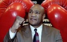 Huyền thoại quyền Anh từng khiến Mike Tyson e sợ qua đời ở tuổi 76