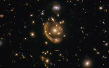 Vũ trụ của chúng ta có thể chỉ là một mô phỏng máy tính khổng lồ, nó đang gặp 'lỗi' và sinh ra 3 thiên hà giống hệt nhau?