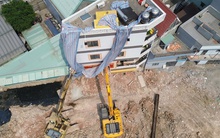 Hình ảnh tiệm vàng "siêu mỏng" ở Bình Dương đang bị phong tỏa