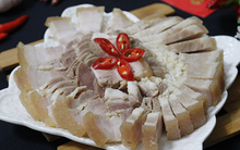 Mẹo hay luộc thịt thơm ngon như nhà hàng, cái số 1 ai cũng tấm tắc khen