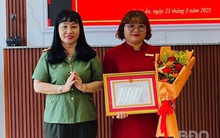 Khách yêu cầu chuyển khoản 200 triệu đồng cho con gái, nhân viên Agribank phát hiện loạt bất thường: Nhận khen thưởng vì chặn đứng vụ lừa đảo