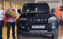 Xe sang Toyota bị đẩy giá chênh hàng trăm triệu đồng: Có sự 'bắt tay' giữa hãng xe và đại lý bán hàng?