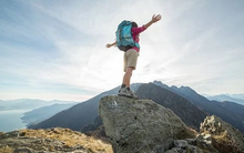 Chuyện gì đây: Một cổ phiếu vừa chứng kiến lần thứ 12 vượt đỉnh từ đầu năm