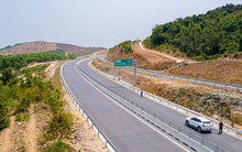 Diện mạo cao tốc Bắc - Nam qua Quảng Bình sau 2 năm thi công
