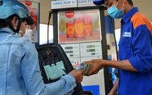 Bất ngờ khi giá xăng sinh học E5 không rẻ hơn nhiều so với xăng khoáng