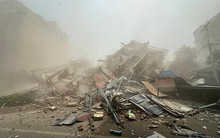 “Chúng tôi đang đào người ra bằng tay không”: Nhân viên cứu hộ kể lại tình cảnh thảm khốc hiện tại giữa tâm chấn động đất Myanmar