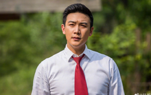 Lục Nghị đón con tan học, ai ngờ bị chụp ảnh lại rồi gây tranh cãi: Hết chuyên gia giáo dục đến y tế lên tiếng!