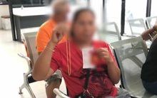 Vòng vàng 50 triệu bỗng hóa đồ giả, cặp vợ chồng làm đơn tố cáo nơi bán rồi phát hiện sự thật đau lòng