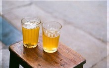 Liên tiếp kịch trần, loạt cổ phiếu vẫn mắc kẹt ở giá 'trà đá' khiến nhà đầu tư ngỡ ngàng